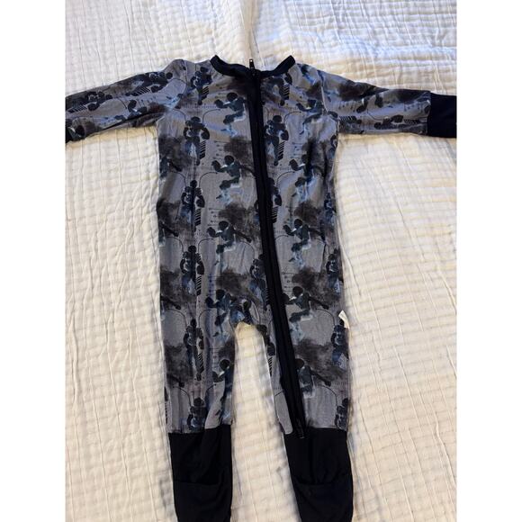 Pipsqueaks Get a Grip, Take a Hike Convertible Footie baby sz 6-12 mos - Picture 2 of 6